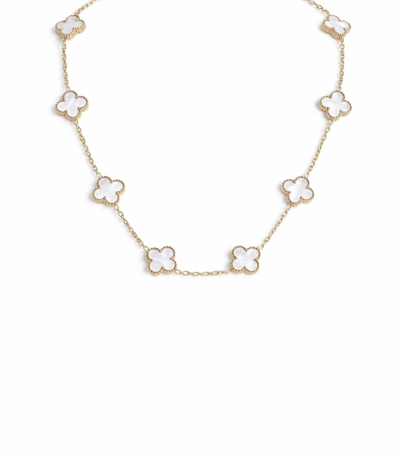 COLLIER FLORA
