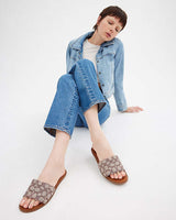 Sandale